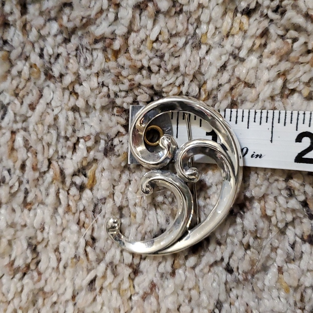 Large Retired James Avery Scroll Style Brooch - image 6